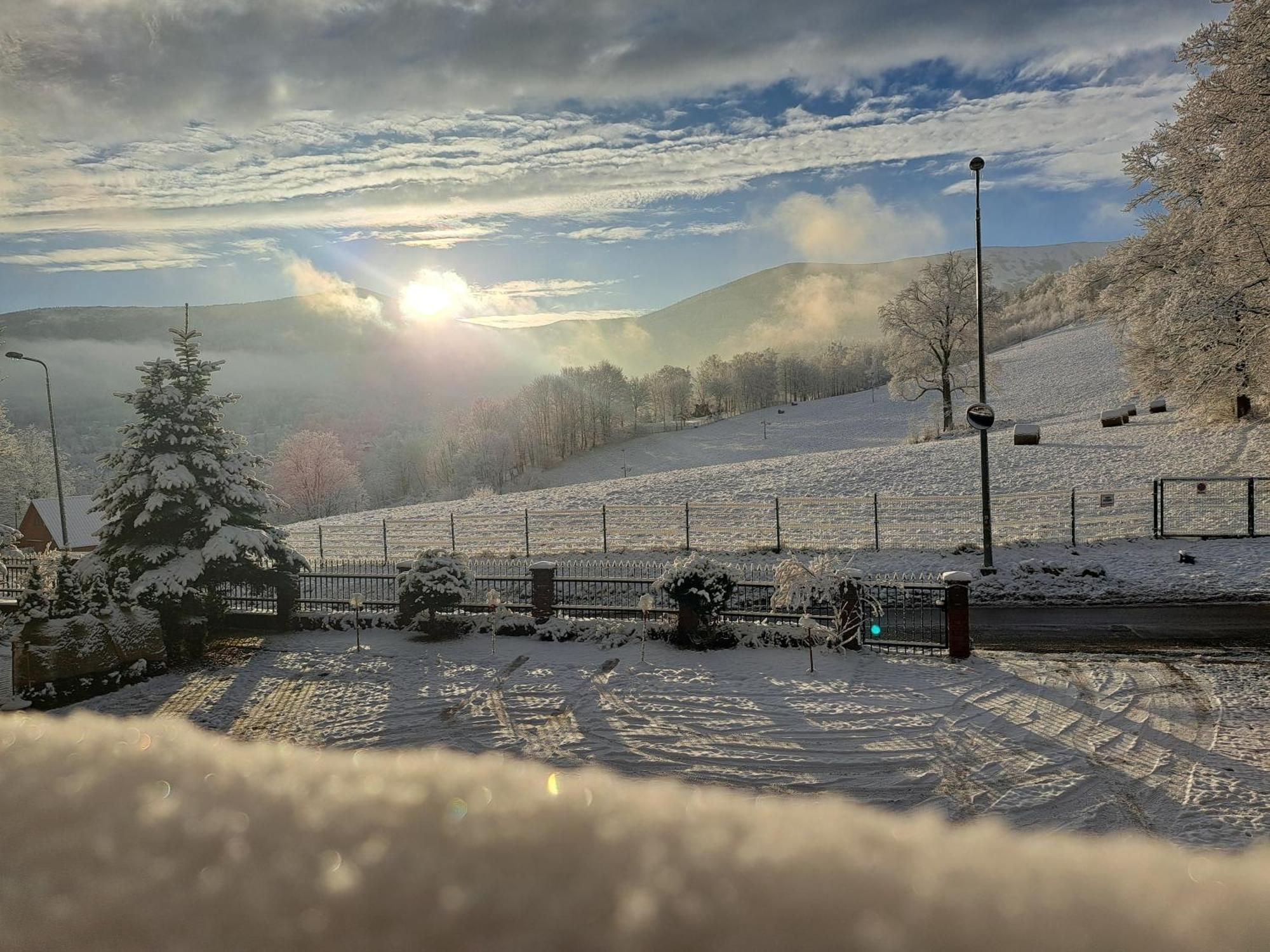 Gorski Widok Karpacz Apartamenty I Pokoje- Salon Kominkowy Dış mekan fotoğraf